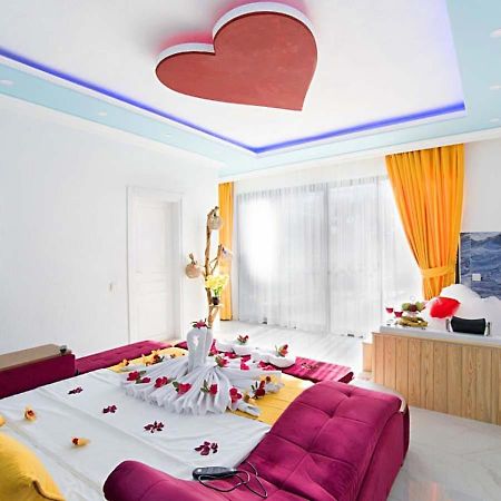 Villa Elif Uezuemlue Kaş Buitenkant foto