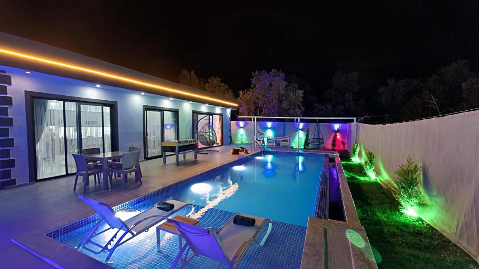 Villa Elif Uezuemlue Kaş Buitenkant foto